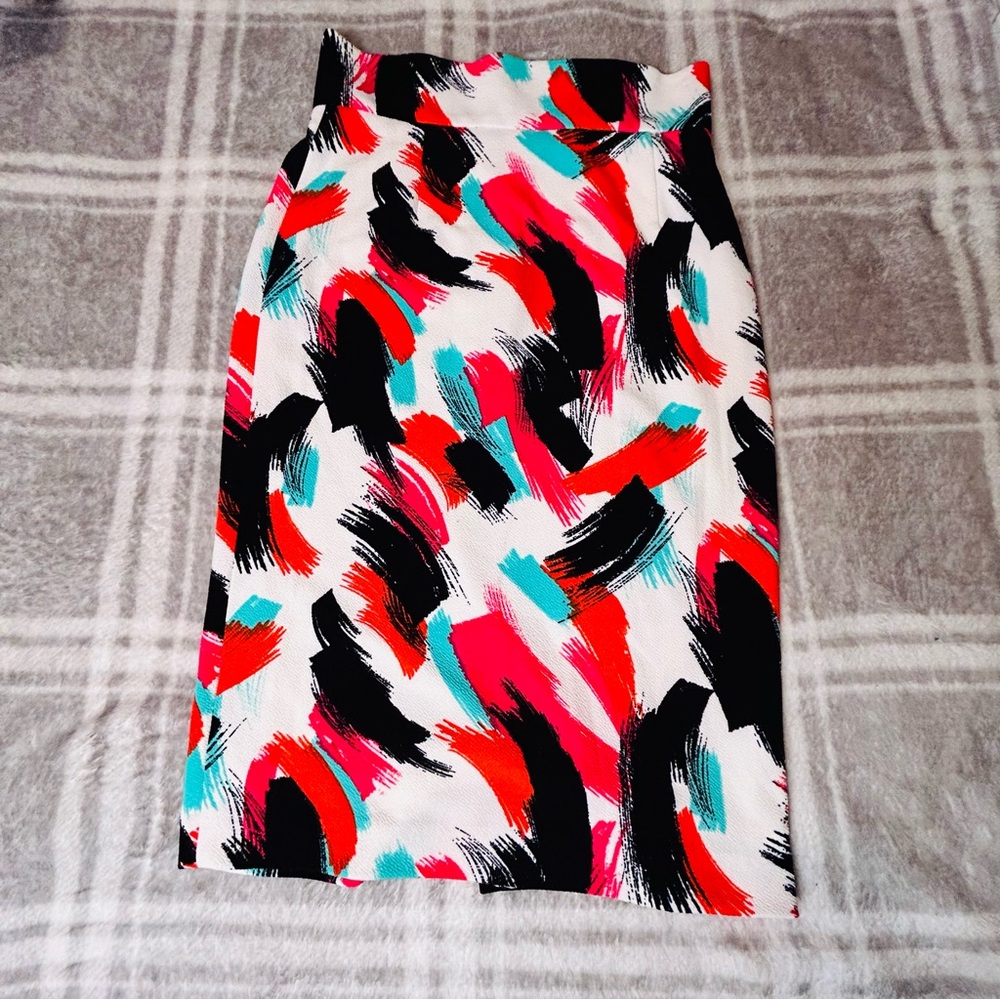 Antonio Melani multi-colored red, black white, lined pencil skirt zipper back S4